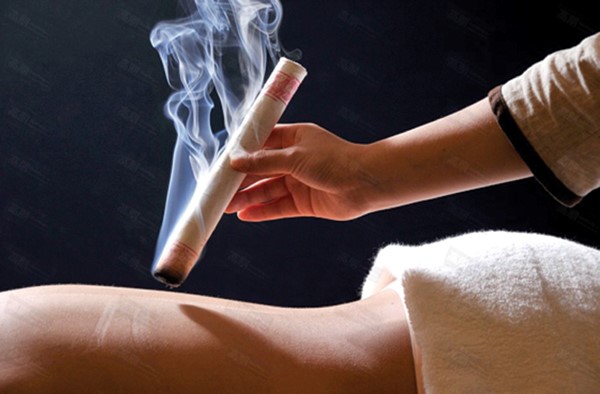 Ngải cứu - tác dụng điếu ngải