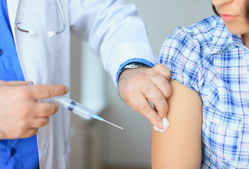 Bệnh nhân Ung thư có nên tiêm vacxin không?