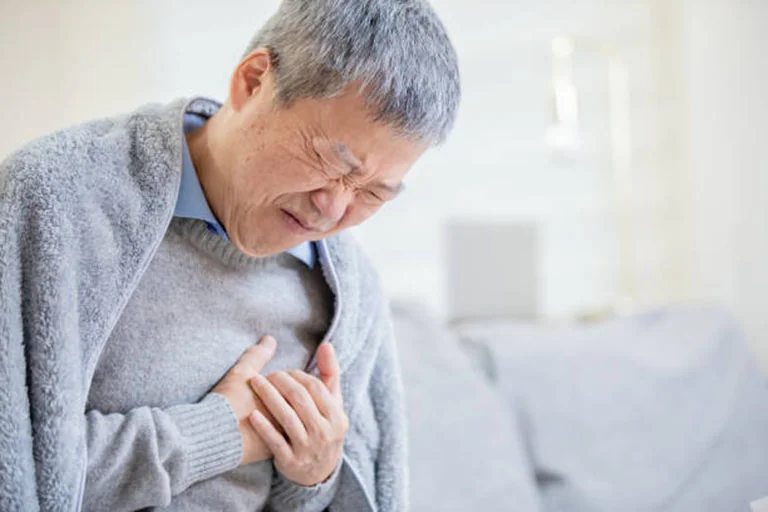 Bộ Y tế khuyến cáo người dân thực hiện các biện pháp phòng phòng chống rét- Ảnh 2. Bộ Y tế khuyến cáo người dân thực hiện các biện pháp phòng phòng chống rét- Ảnh 2.