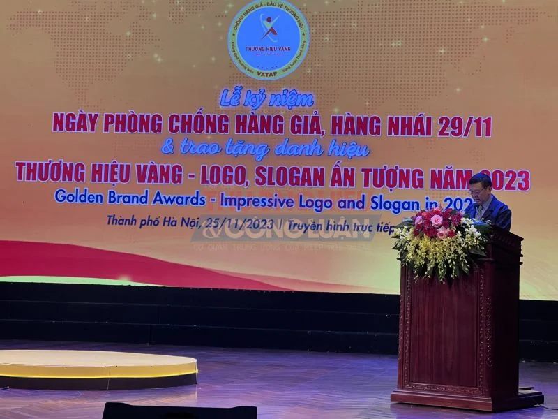 ông Nguyễn Đăng Sinh, Chủ tịch Hiệp hội VATAP phát biểu tại buổi lễ ông Nguyễn Đăng Sinh, Chủ tịch Hiệp hội VATAP phát biểu tại buổi lễ