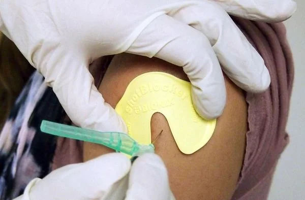 Các mẹo giúp giảm đau khi tiêm insulin