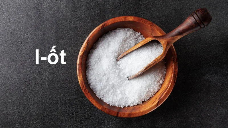 Hộ gia đình tại Việt Nam dùng muối i-ốt chỉ 27%, thấp hơn 3 lần khuyến cáo của WHO- Ảnh 1.