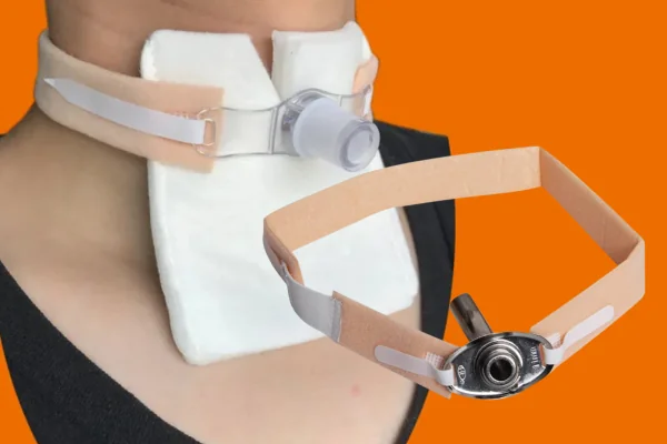 Cách sử dụng và chăm sóc dây đai cố định mở khí quản