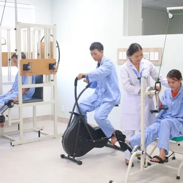 Chuyên gia Việt Nam và quốc tế chia sẻ nhiều thành tựu mới về phục hồi chức năng