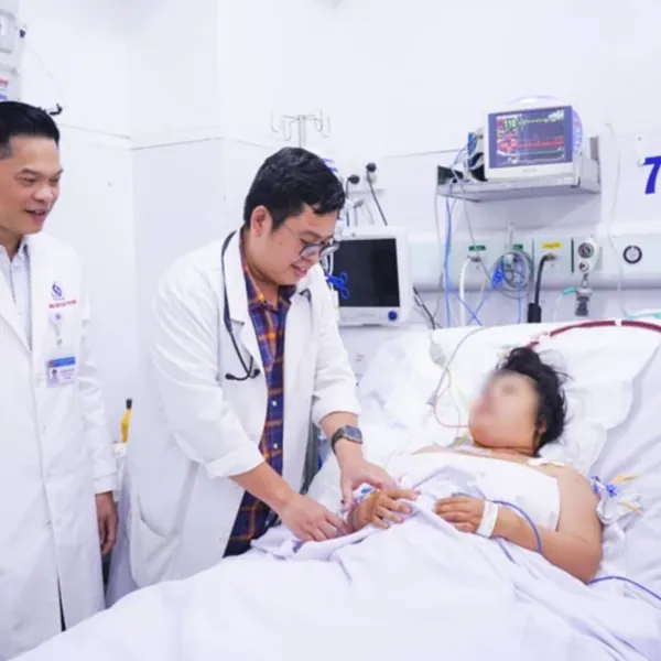 Cứu sống thai phụ sản giật, tổn thương đa cơ quan với 2 lần ngưng tim