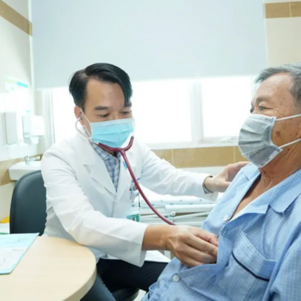 Những thay đổi về khám chữa bệnh BHYT từ 17/11/2023