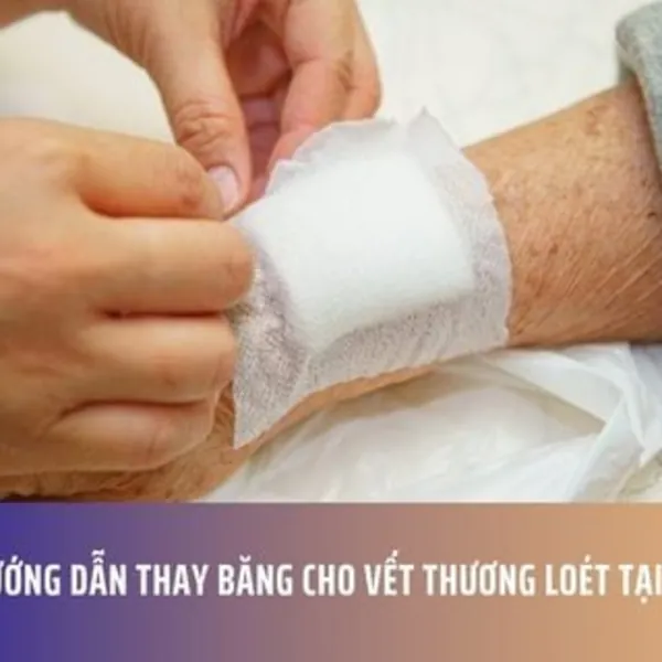 Hướng dẫn thay băng cho vết thương loét tại nhà