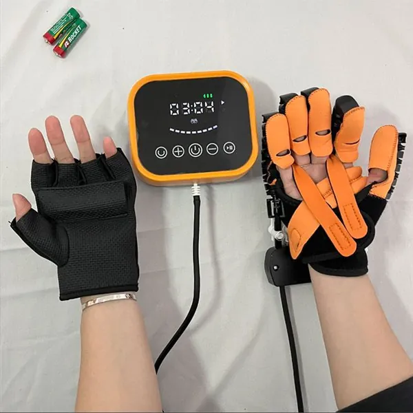 Một số thiết bị và bài tập hỗ trợ phục hồi chức năng cho bệnh nhân đột quỵ