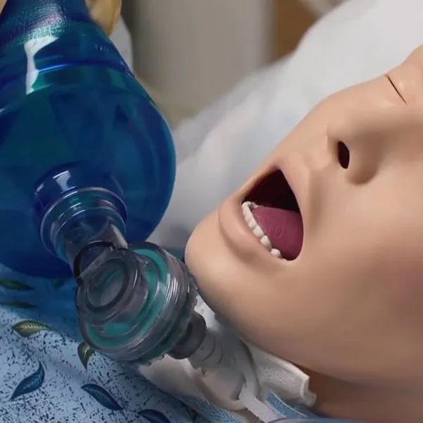 Vệ sinh ống mở khí quản và các bộ phận liên quan