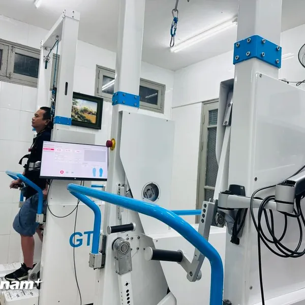 Phục hồi chức năng chi dưới bằng hệ thống robot hiện đại